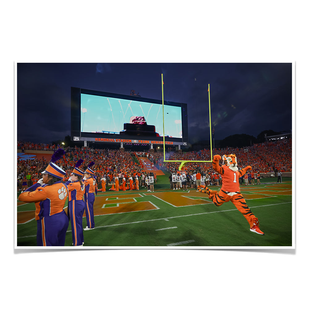 Clemson Tigers - Entering Howard Field - College Wall Art #Canvas 