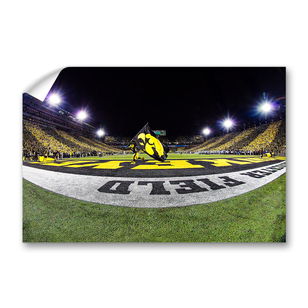 Iowa Hawkeyes - Herky in the End Zone - College Wall Art #Canvas