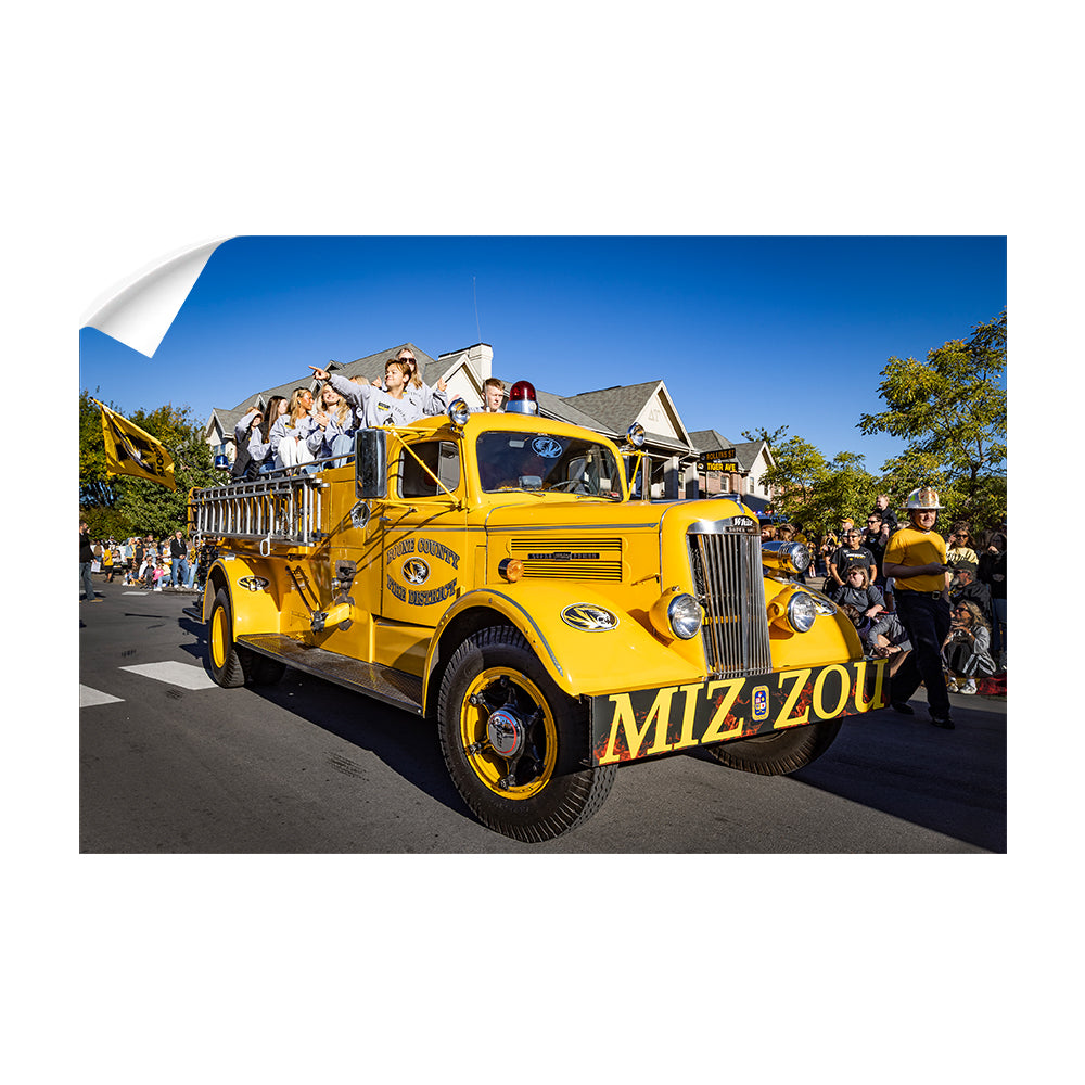 Missouri Tigers - Mizzou Fire Truck Homecoming Parade - College Wall Art #Canvas