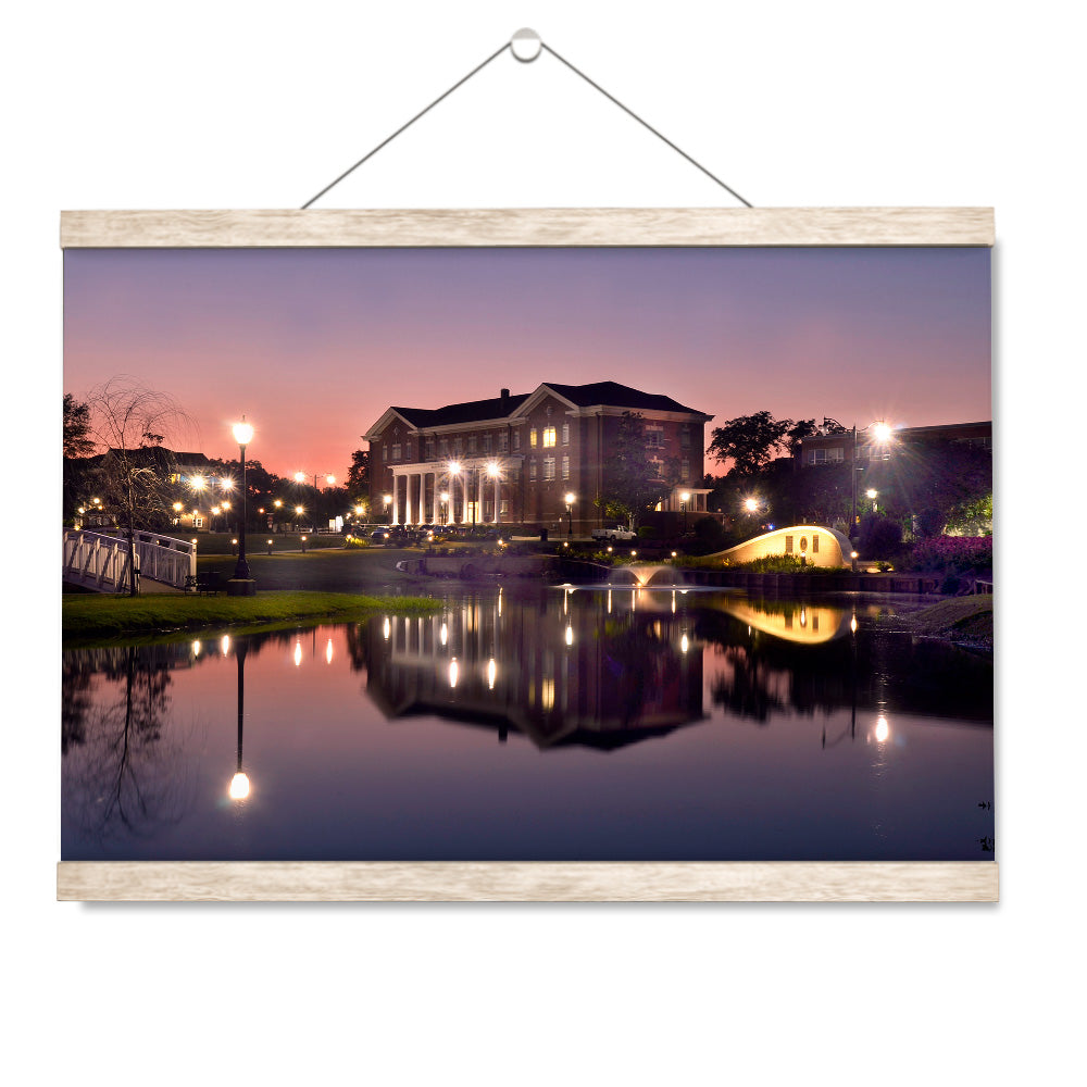 Southern Miss Golden Eagles - Lake Byron - College Wall Art #Canvas