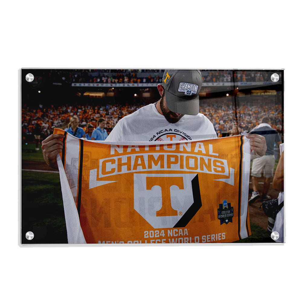 Tennessee Volunteers - Coach V National Champions - College Wall Art #Canvas