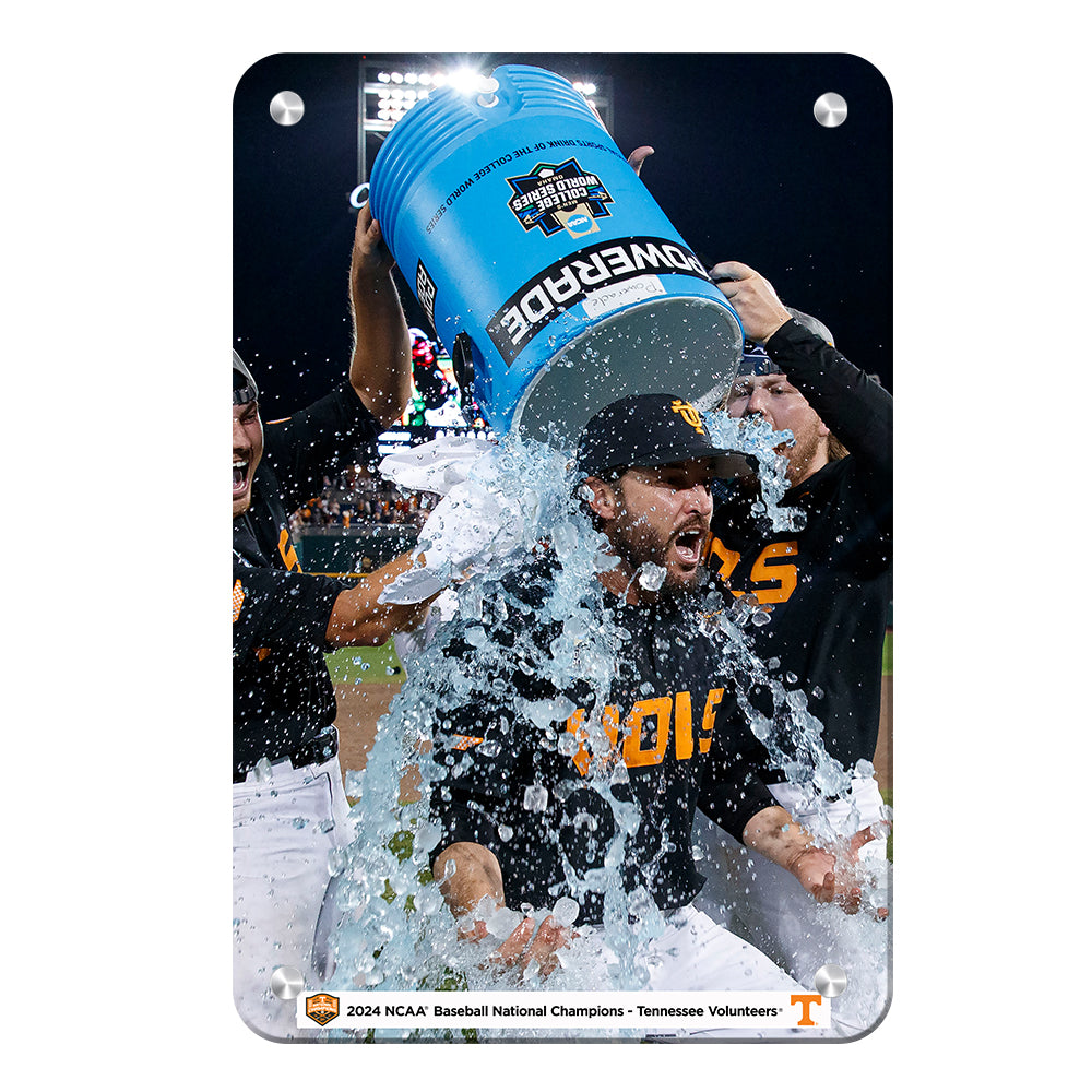 Tennessee Volunteers - Natty Bath - College Wall Art #Canvas