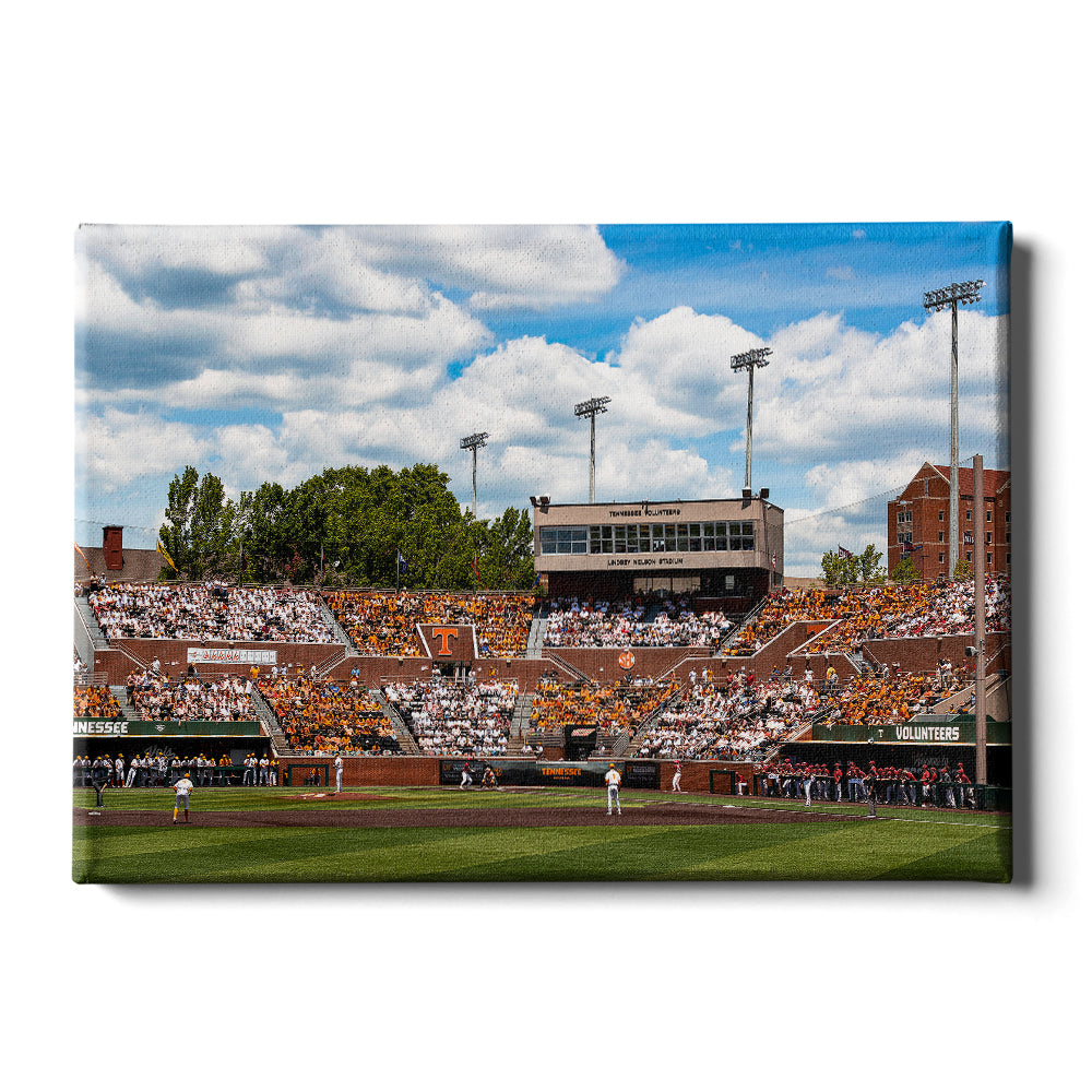 Tennessee Volunteers - Checkered Lindsey Nelson Stadium - College Wall Art #Canvas