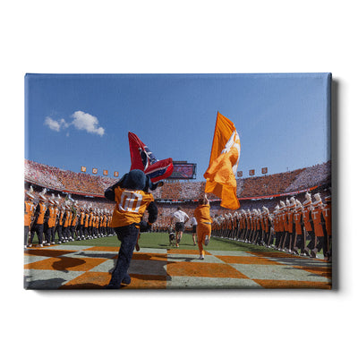 Tennessee Volunteers - Running into Checkered Neyland - College Wall Art #Canvas