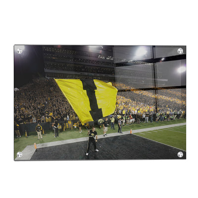 Iowa Hawkeyes - Iowa Flag - College Wall Art #Acrylic