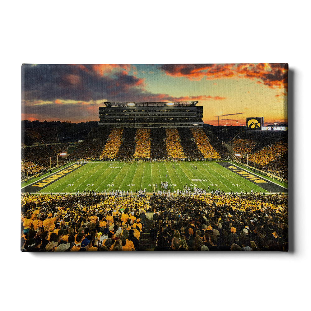 Iowa Hawkeyes - Kinnick Stadium Stripe Out Sunset - College Wall Art #Canvas