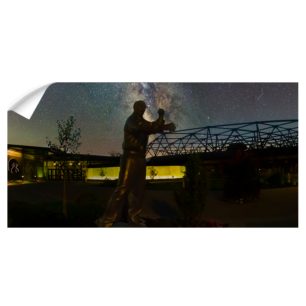 Iowa Hawkeyes - Night time Carver Hawkeye Arena - College Wall Art #Canvas