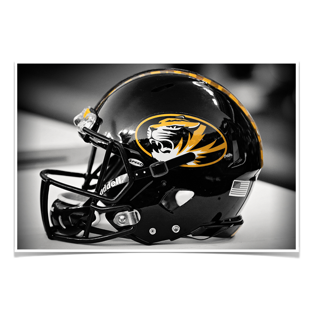 Missouri Tigers - Tiger Helmet - College Wall Art #Canvas