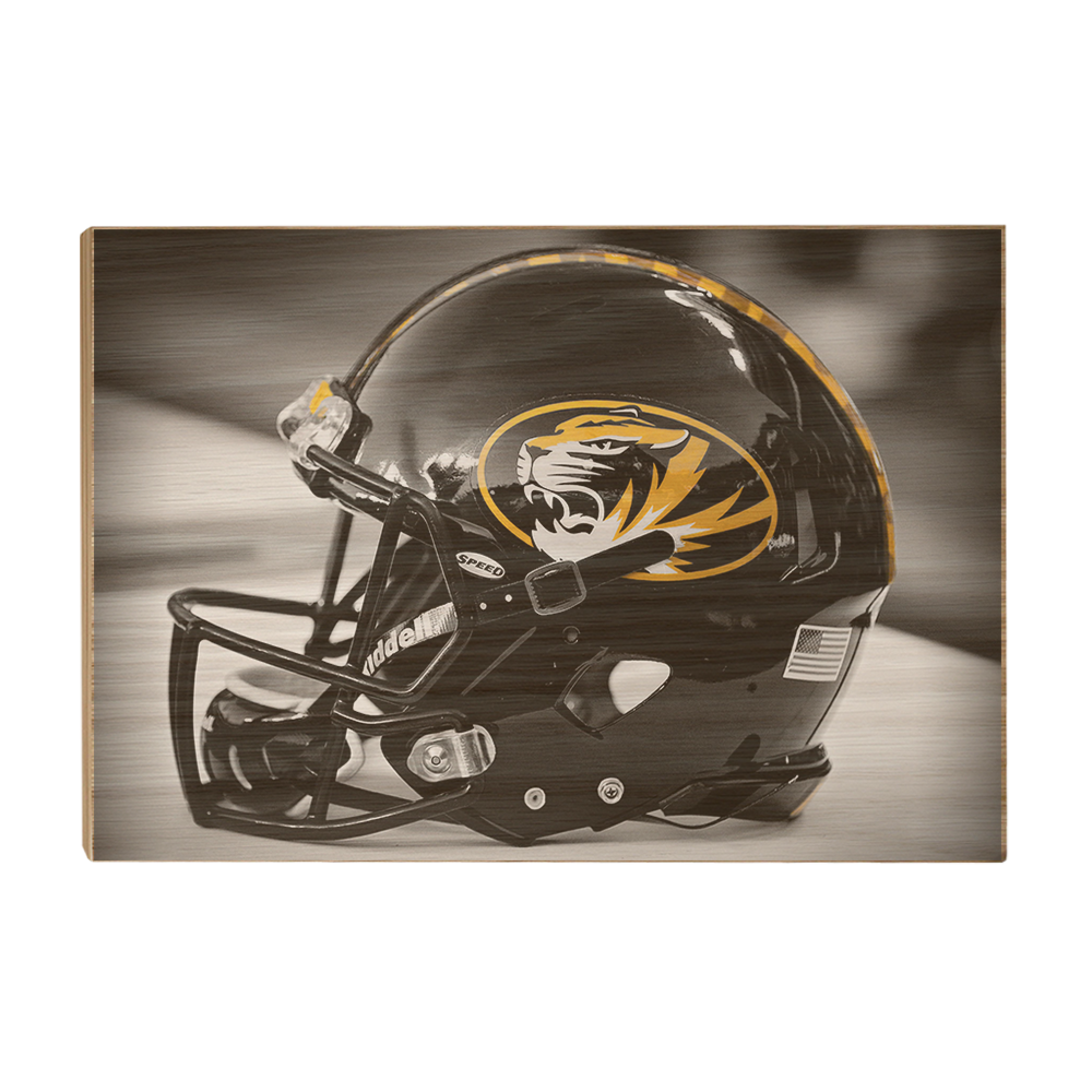 Missouri Tigers - Tiger Helmet - College Wall Art #Canvas
