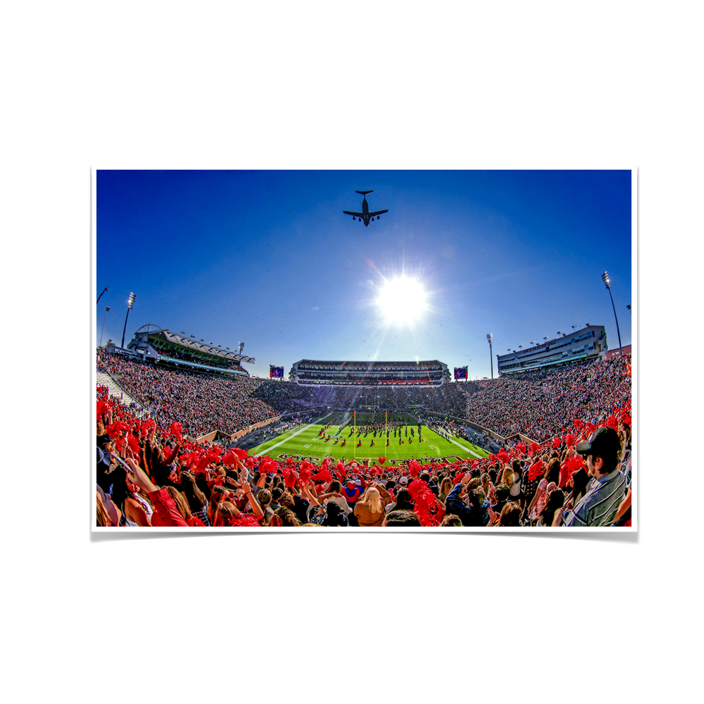 Ole Miss Rebels - Flight Over - College Wall Art #Canvas