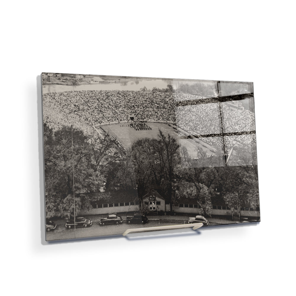 Tennessee Volunteers - Neyland Stadium 1950's - College Wall Art #Canvas